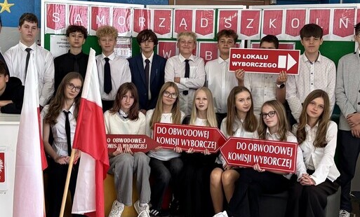 Zdjęcie do Lekcja demokracji: Wybory do Samorządu Uczniowskiego